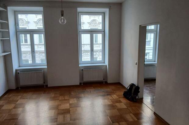 Altbauwohnung kaufen in 1070 Wien (Bild 1)