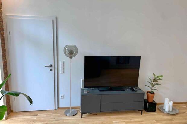 Altbauwohnung mit Balkon mieten in 1120 Wien (Bild 2)