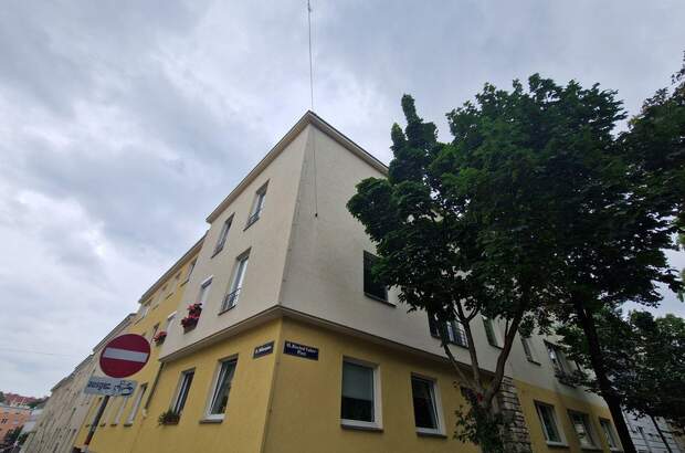 Wohnung mit Balkon kaufen in 1180 Wien