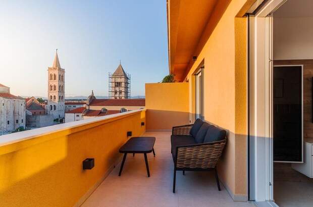 Wohnung mit Balkon kaufen in 23000 Zadar (Bild 5)