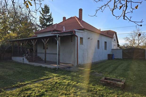 Haus mit Garten kaufen in 9200 Mosonmagyaróvár (Bild 1)
