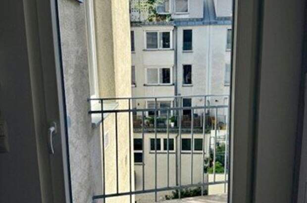 Altbauwohnung mit Balkon mieten in 1070 Wien (Bild 4)