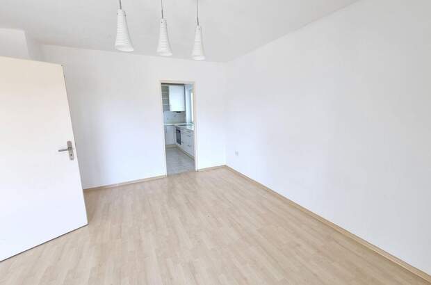 Wohnung mit Balkon kaufen in 83395 Freilassing (Bild 3)