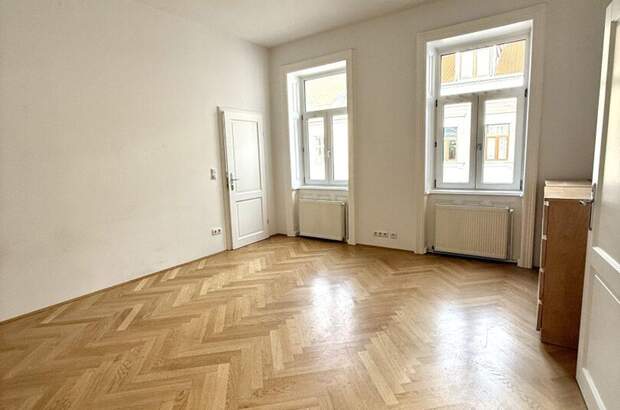 Altbauwohnung mit Balkon kaufen in 1020 Wien