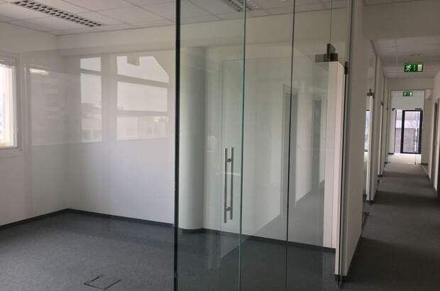 Gewerbeobjekt mieten in 1220 Wien (Bild 2)