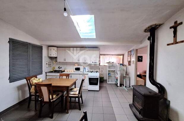 Haus kaufen in 51511 Malinska (Bild 2)