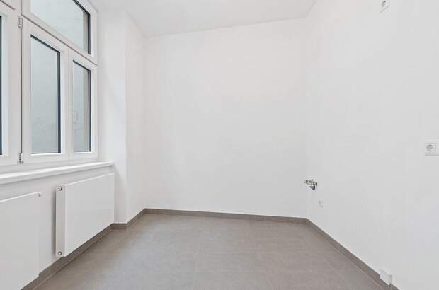 Altbauwohnung mit Balkon kaufen in 1180 Wien (Bild 2)