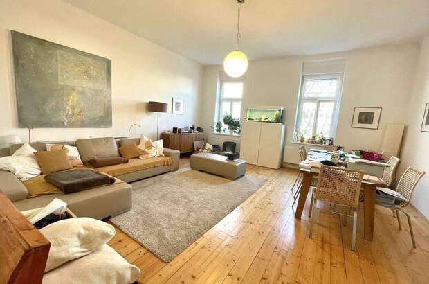Altbauwohnung mit Balkon mieten in 8010 Graz (Bild 1)