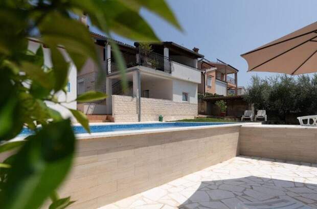 Haus kaufen in 52244 Porec (Bild 5)