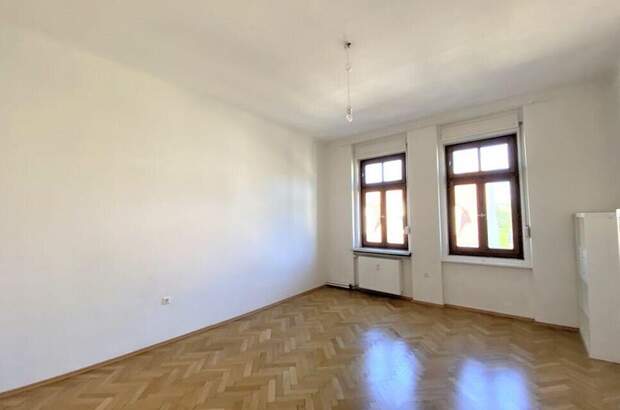 Altbauwohnung mit Balkon mieten in 8010 Graz (Bild 4)