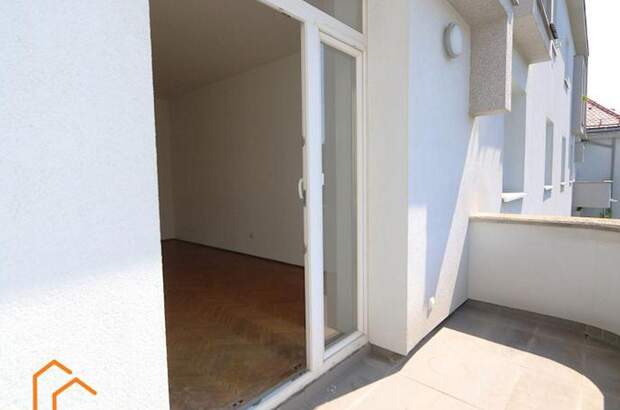 Altbauwohnung mit Balkon kaufen in 1180 Wien 18.
