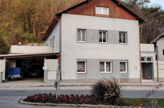 Mehrfamilienhaus kaufen in 2564 Fahrafeld (Bild 1)