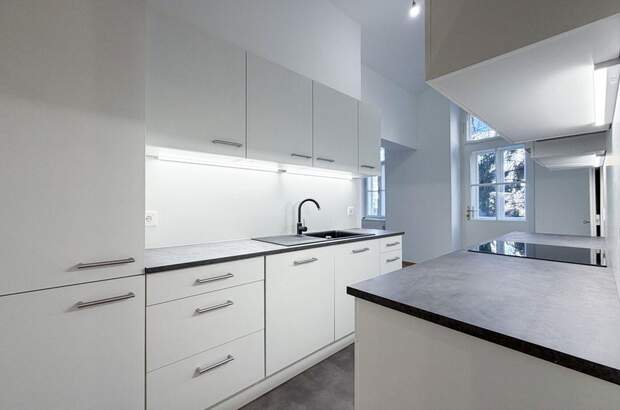 Altbauwohnung mit Balkon mieten in 8010 Graz (Bild 1)