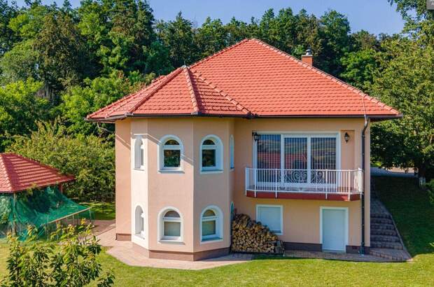 Haus mit Garten kaufen in 2250 Ptuj (Bild 1)