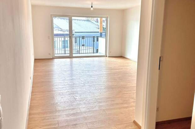 Wohnung mit Balkon kaufen in 4910 Ried (Bild 2)