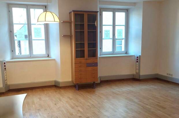 Altbauwohnung kaufen in 6060 Hall (Bild 1)