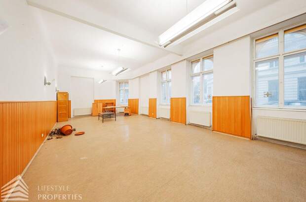 Altbauwohnung kaufen in 1080 Wien (Bild 2)