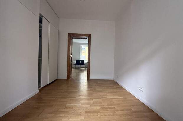 Altbauwohnung mit Balkon mieten in 8020 Graz (Bild 5)