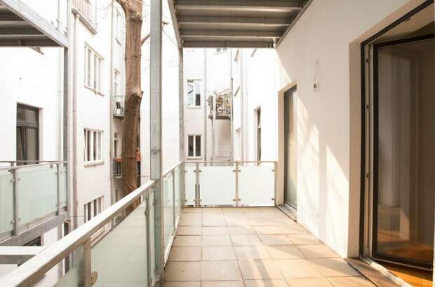 Altbauwohnung mit Balkon kaufen in 1150 Wien (Bild 3)