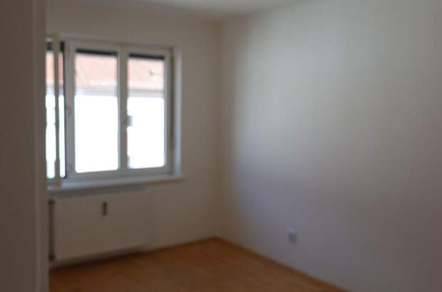 Altbauwohnung mit Balkon mieten in 8010 Graz (Bild 4)