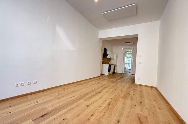 Altbauwohnung mit Balkon mieten in 8020 Graz (Bild 2)