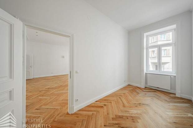 Altbauwohnung mit Balkon kaufen in 1040 Wien (Bild 4)