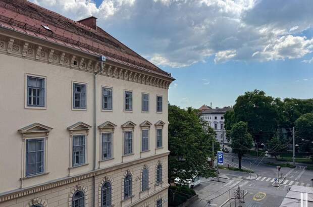 Wohnung mit Balkon kaufen in 8010 Graz (Bild 1)