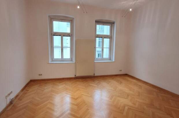 Altbauwohnung kaufen in 1070 Wien (Bild 1)