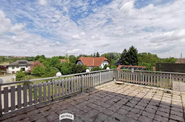 Mehrfamilienhaus kaufen in 2130 Mistelbach (Bild 1)