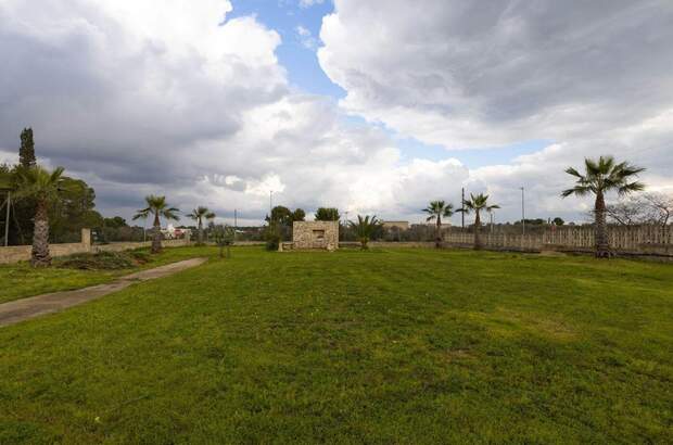 Gewerbeobjekt kaufen in 73100 Santa Maria al Bagno (Bild 4)