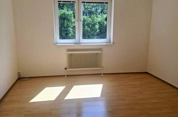 Altbauwohnung mit Balkon mieten in 4048 Puchenau (Bild 2)