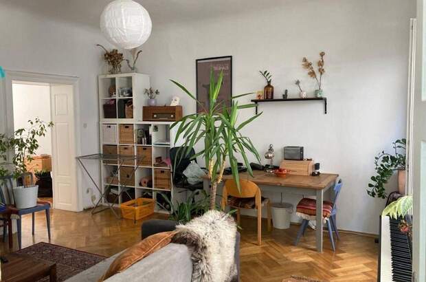 Altbauwohnung mit Balkon mieten in 8020 Graz (Bild 2)