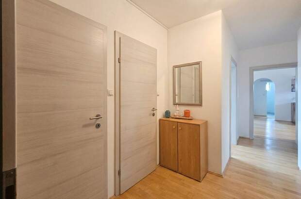 Altbauwohnung mit Balkon kaufen in 8430 Leibnitz (Bild 2)