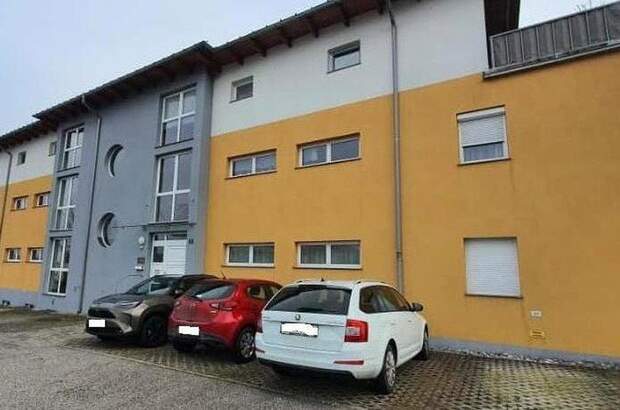 Terrassenwohnung kaufen in 4910 Ried (Bild 1)