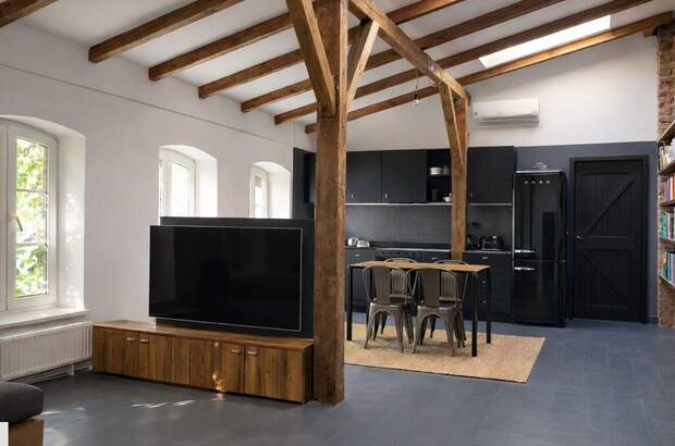 Altbauwohnung kaufen in 10967 Berlin (Bild 1)