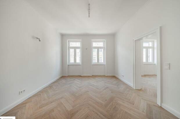 Altbauwohnung mit Balkon kaufen in 1150 Wien (Bild 1)