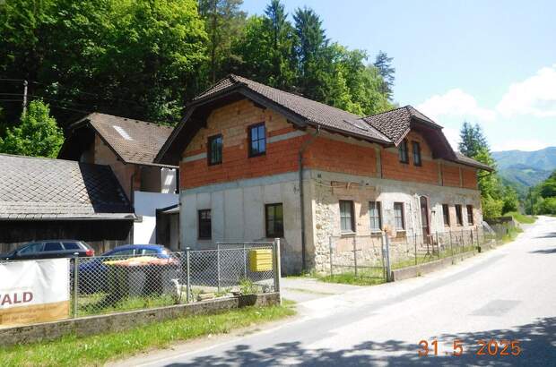 Mehrfamilienhaus kaufen in 3161 St. Veit (Bild 1)