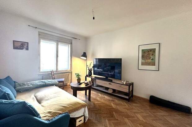 Altbauwohnung mit Balkon mieten in 8010 Graz (Bild 1)