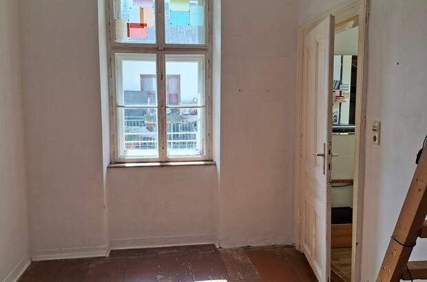 Altbauwohnung mit Balkon mieten in 1120 Wien (Bild 3)