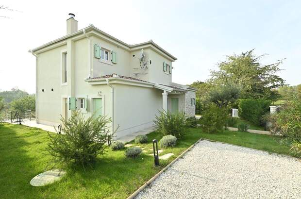 Haus kaufen in 52440 Porec (Bild 2)