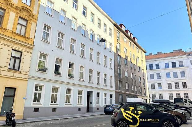 Altbauwohnung mit Balkon kaufen in 1030 Wien (Bild 1)