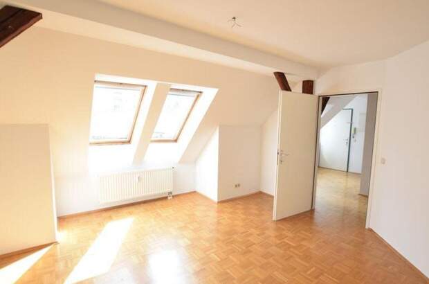 Altbauwohnung mieten in 8010 Graz (Bild 1)