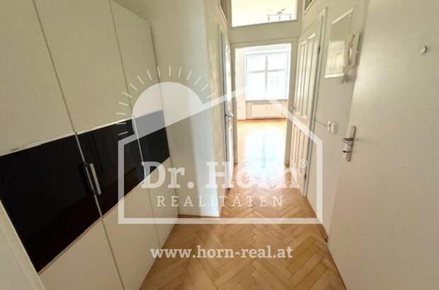 Altbauwohnung mit Balkon mieten in 8010 Graz (Bild 2)