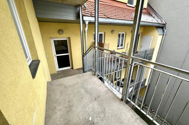 Altbauwohnung mit Balkon mieten in 8010 Graz (Bild 1)