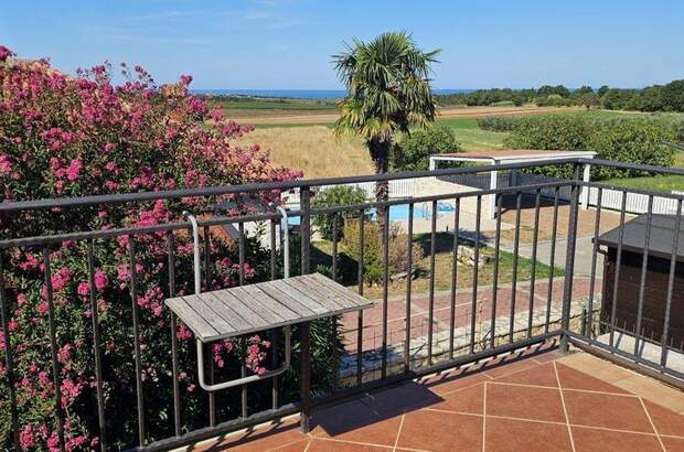 Haus mit Garten kaufen in 52466 Novigrad