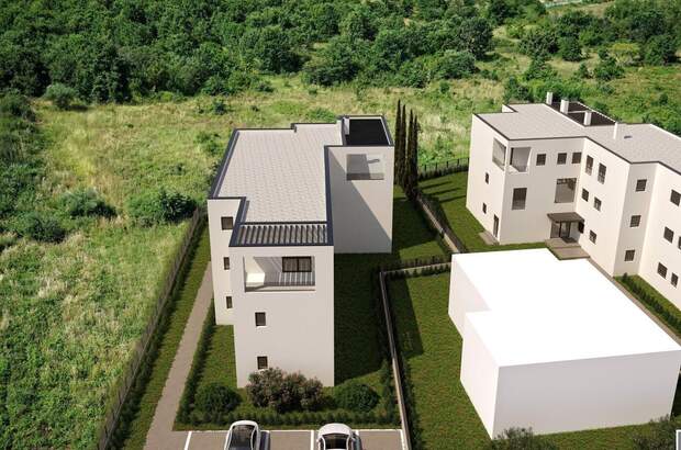 Wohnung kaufen in 52440 Porec (Bild 1)