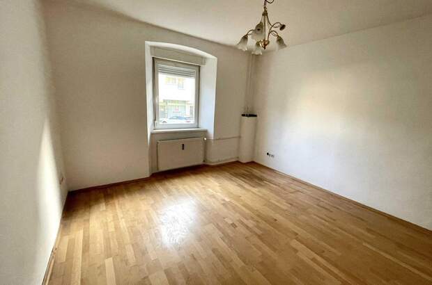 Altbauwohnung mit Balkon kaufen in 8020 Graz (Bild 5)