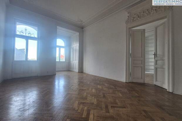 Altbauwohnung mit Balkon kaufen in 1020 Wien (Bild 2)