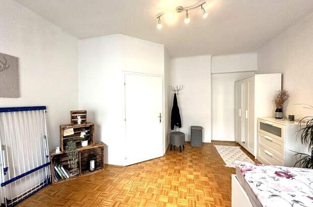 Altbauwohnung mit Balkon kaufen in 8010 Graz (Bild 3)