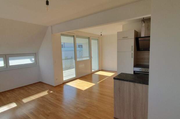 Wohnung mit Balkon kaufen in 2460 Bruck an der Leitha (Bild 1)